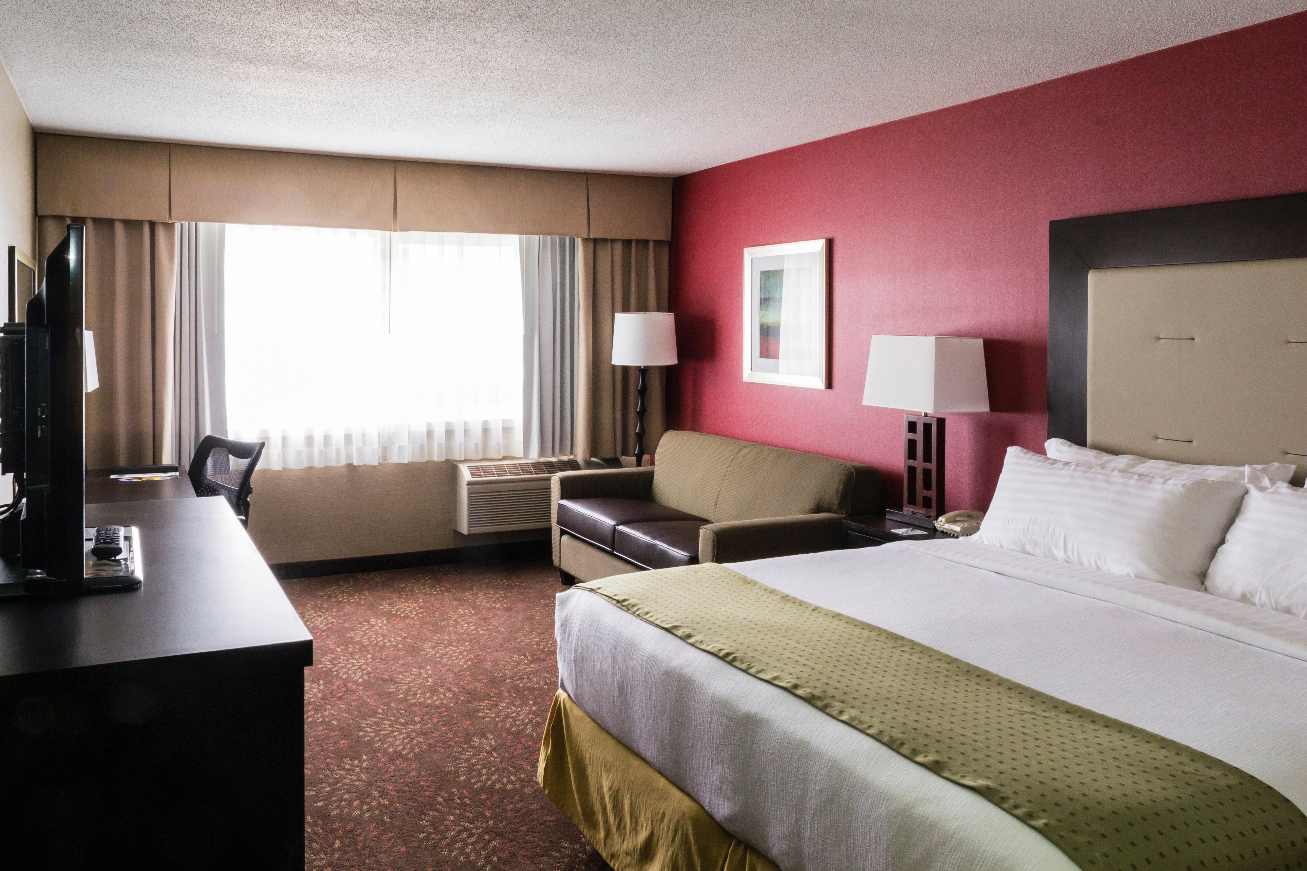 Holiday Inn Express Big Rapids By Ihg Exteriör bild